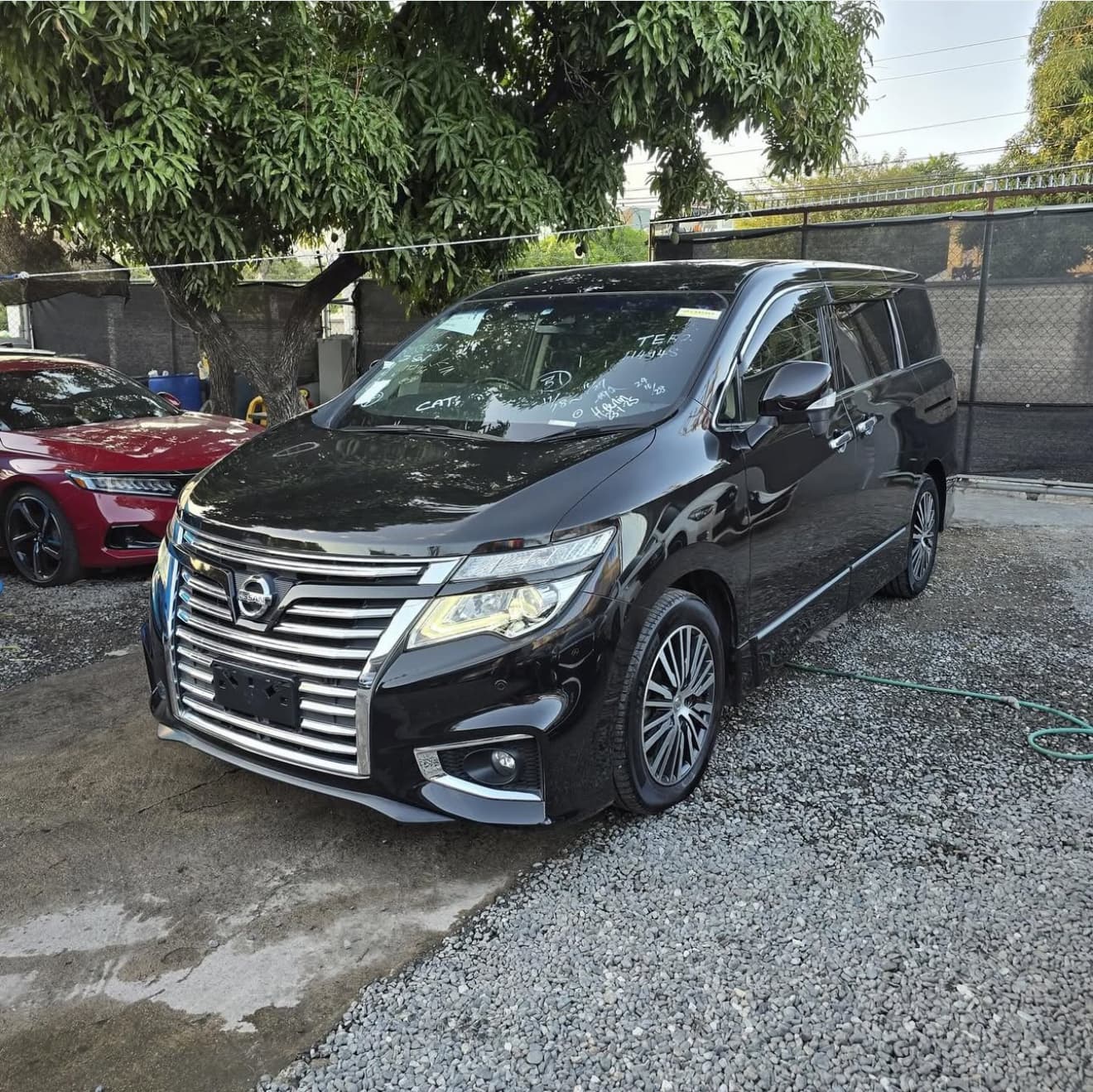 Nissan Elgrand highway star edition